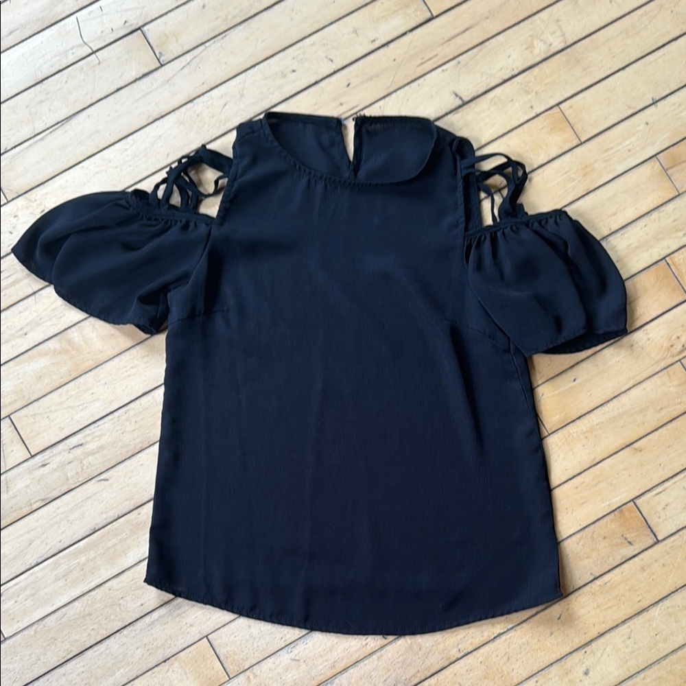 Elegant Black Cold Shoulder Top
